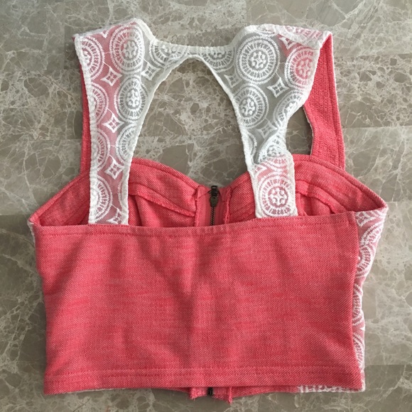 Pins & Needles Sweetheart Lace Zipped Crop Top - Picture 4 of 5